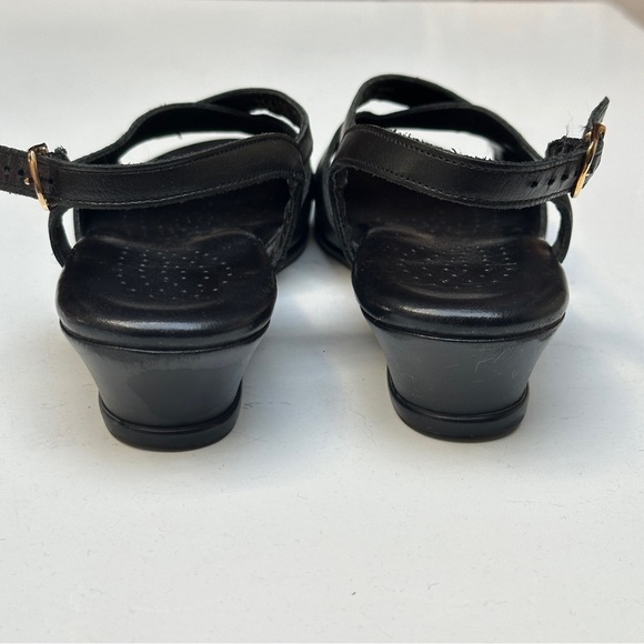 SAS Caress Cross Strap Wedge Sandal Black Size 7 narrow - Picture 3 of 13